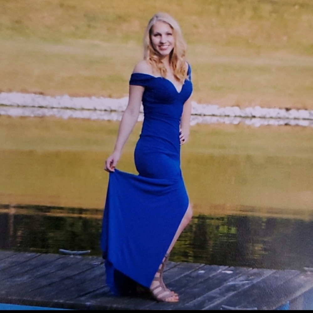 EUC Emerald Sundae Floor Length Dress Size Small